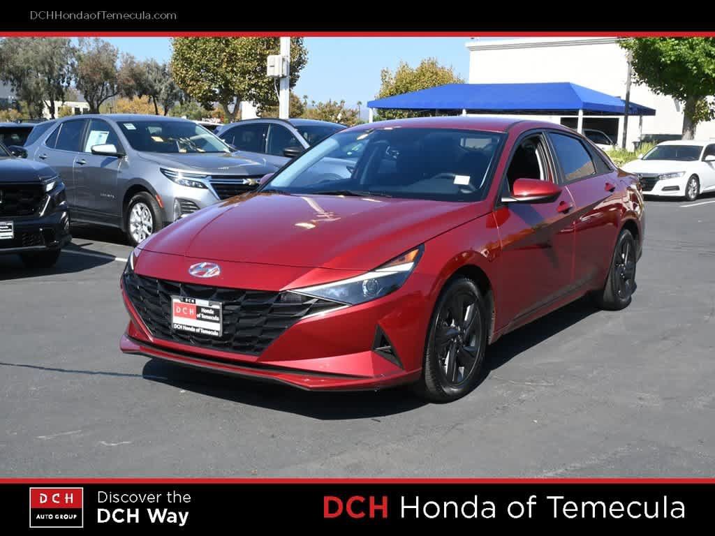 Used 2023 Hyundai Elantra SEL FWD image 1