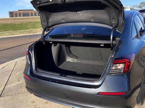 Used 2025 Honda Civic Sport image 25