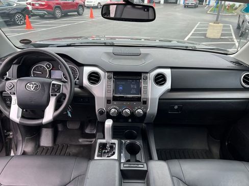 Used 2014 Toyota Tundra SR5 w/ SR5 Upgrade Package AWD/4WD image 14