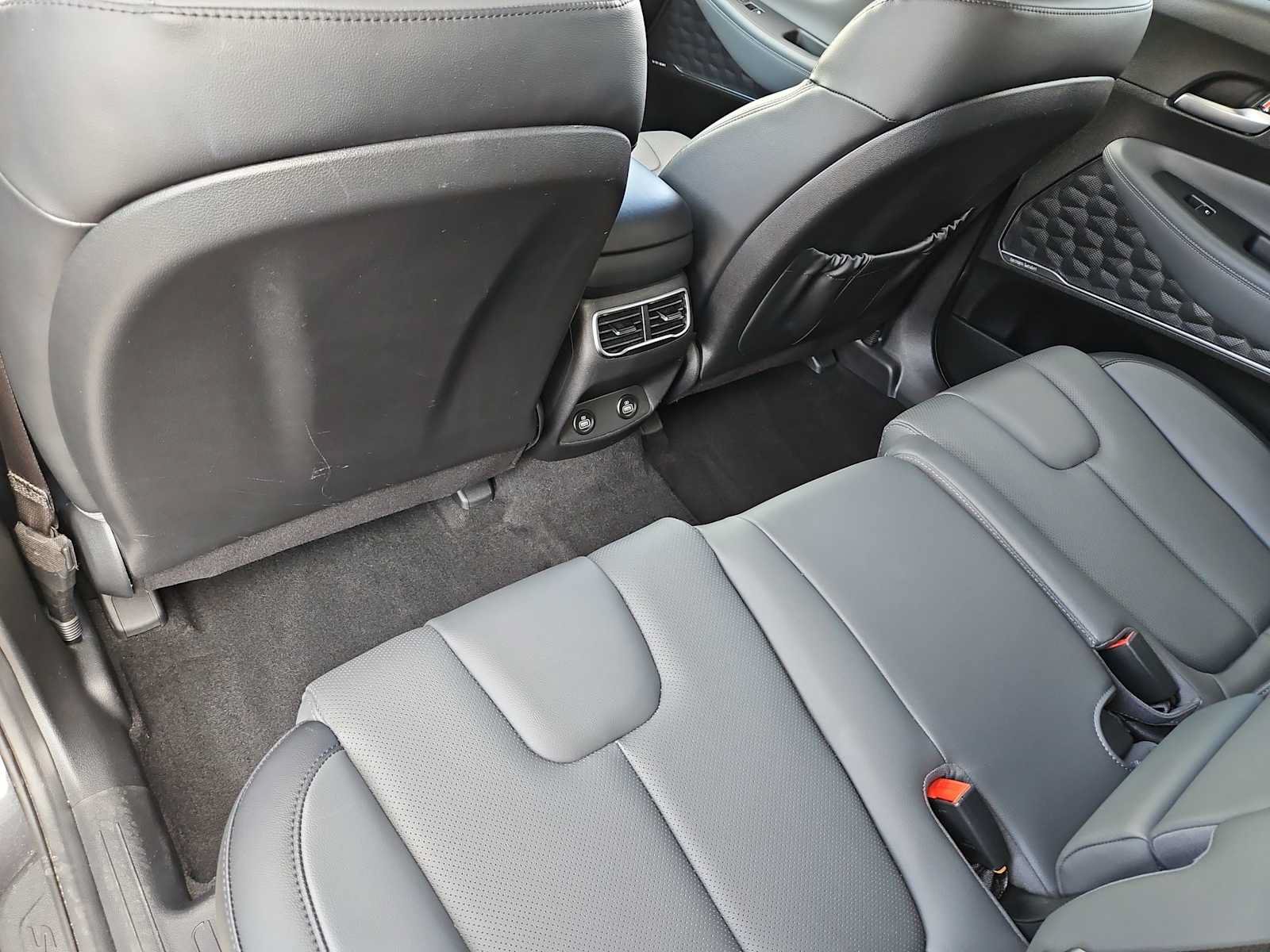 Certified 2023 Hyundai Santa Fe SEL w/ Premium Package FWD image 18