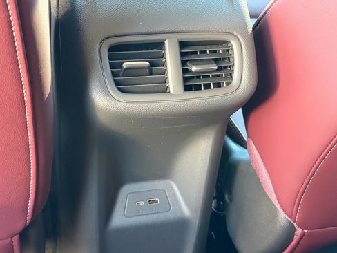 Used 2024 Buick Envision Sport Touring AWD/4WD image 15