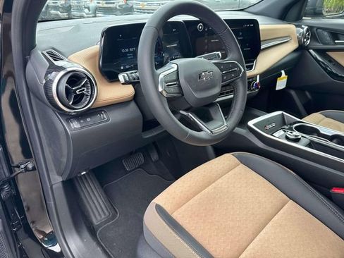 New 2026 Chevrolet Equinox ACTIV w/ Convenience Package III FWD image 20