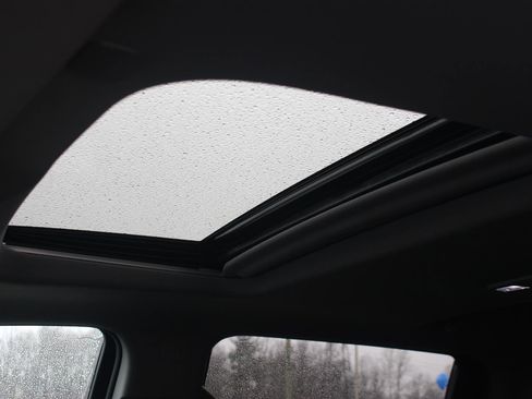 Used 2023 GMC Sierra 3500 Denali w/ Denali Ultimate Package image 37