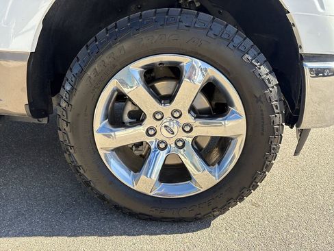 Used 2022 Ford F150 Lariat image 32