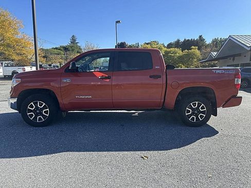 Used 2016 Toyota Tundra SR5 image 2