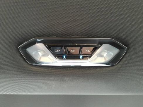 Used 2023 BMW 330i Sedan w/ Driving Assistance Package RWD image 34