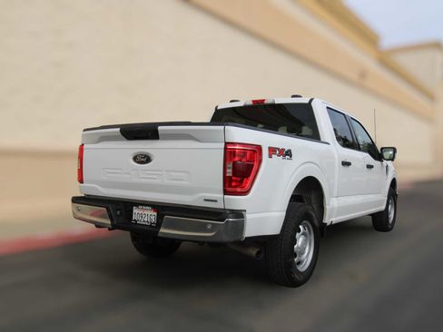 Used 2021 Ford F150 XLT w/ Equipment Group 301A Mid image 12