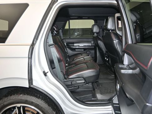 Used 2019 Ford Expedition Limited w/ Equipment Group 303A RWD image 27