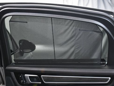 Used 2022 Porsche Cayenne GTS image 18