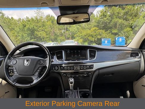 Used 2014 Hyundai Equus Signature RWD image 12