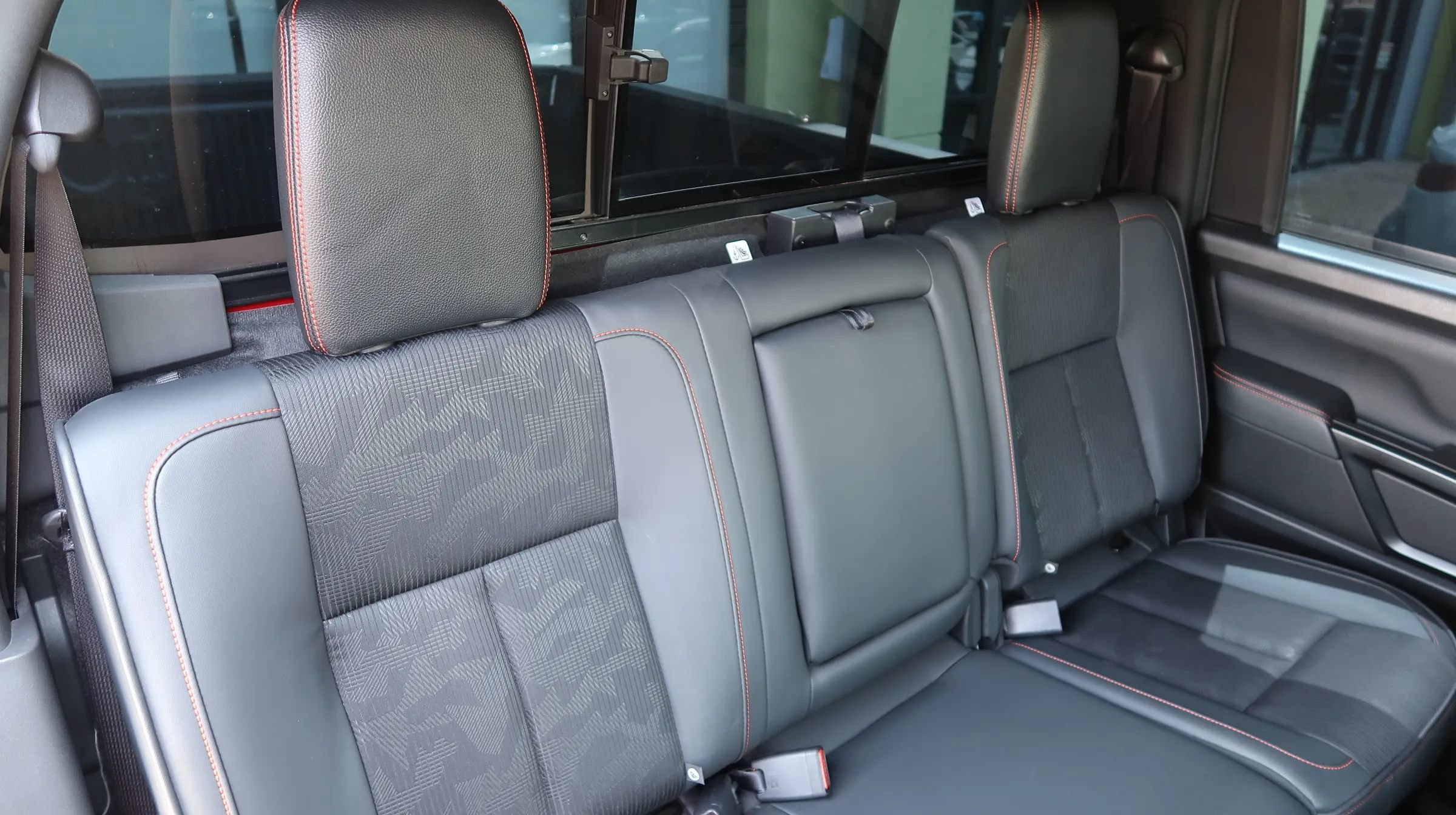 Used 2024 Nissan Titan PRO-4X w/ Off Road Protection Package AWD/4WD image 25