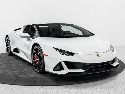 Used 2020 Lamborghini Huracan EVO AWD/4WD image 12