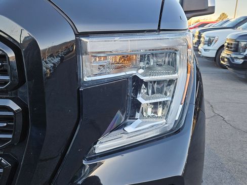 Used 2020 GMC Sierra 1500 SLE image 12