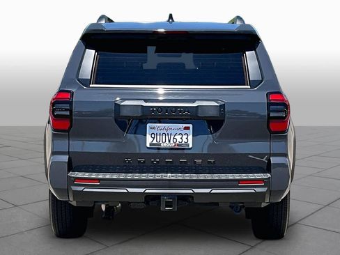 Used 2025 Toyota 4Runner SR5 AWD/4WD image 4