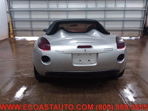 Used 2006 Pontiac Solstice Convertible w/ Power Package image 8