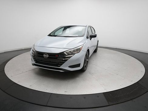 Certified 2024 Nissan Versa SR w/ Trunk Package image 33