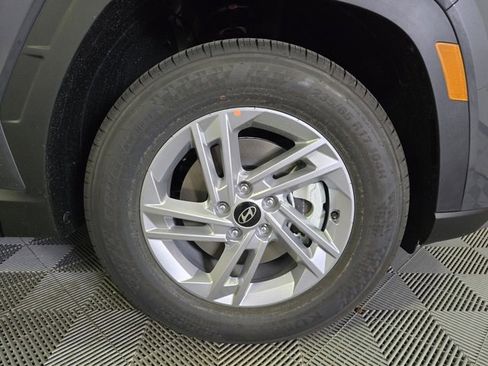 New 2026 Hyundai Tucson SE image 3
