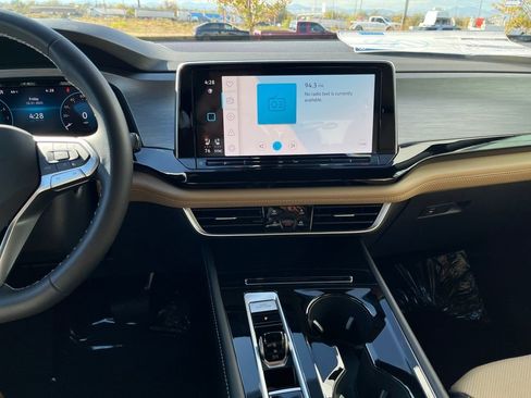 New 2026 Volkswagen Atlas Cross Sport SE image 11