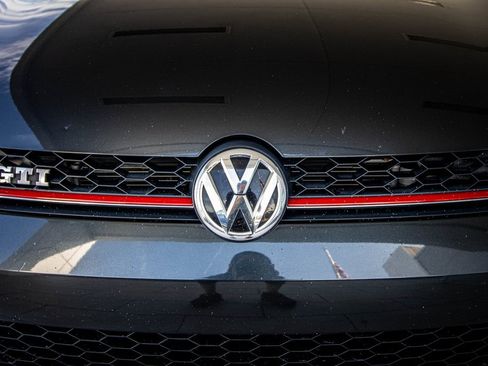 Used 2015 Volkswagen GTI Autobahn image 9
