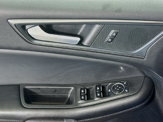 Used 2024 Ford Edge SE AWD/4WD image 23