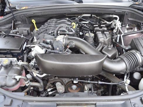 Used 2024 Dodge Durango GT image 41