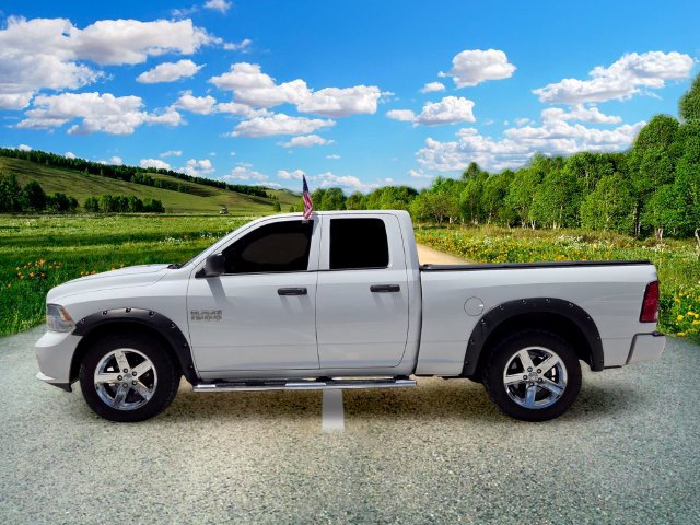 Used 2016 RAM 1500 Express RWD image 3
