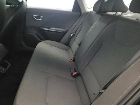 Used 2025 Kia K4 FWD image 18