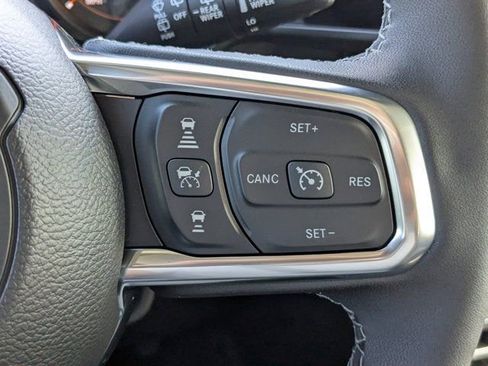 New 2026 Jeep Wrangler Unlimited Sahara AWD/4WD image 26