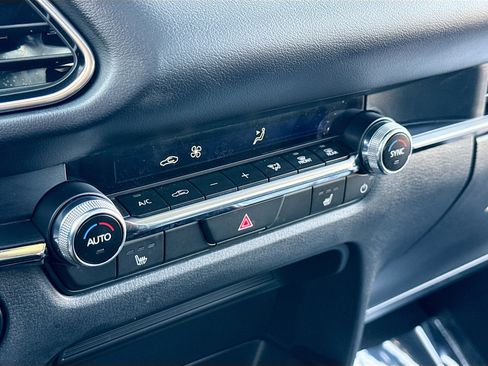 Certified 2025 MAZDA CX-30 AWD 2.5 S w/ Preferred Package image 12