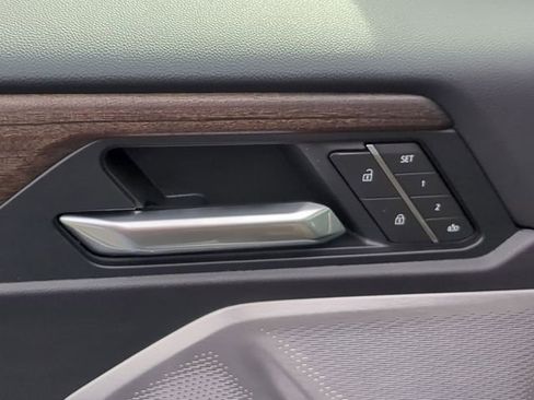 New 2026 GMC Acadia Denali Ultimate w/ LPO, All-Weather Package image 20