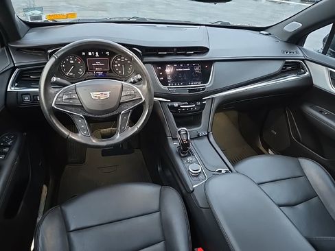 Used 2020 Cadillac XT5 Premium Luxury image 17