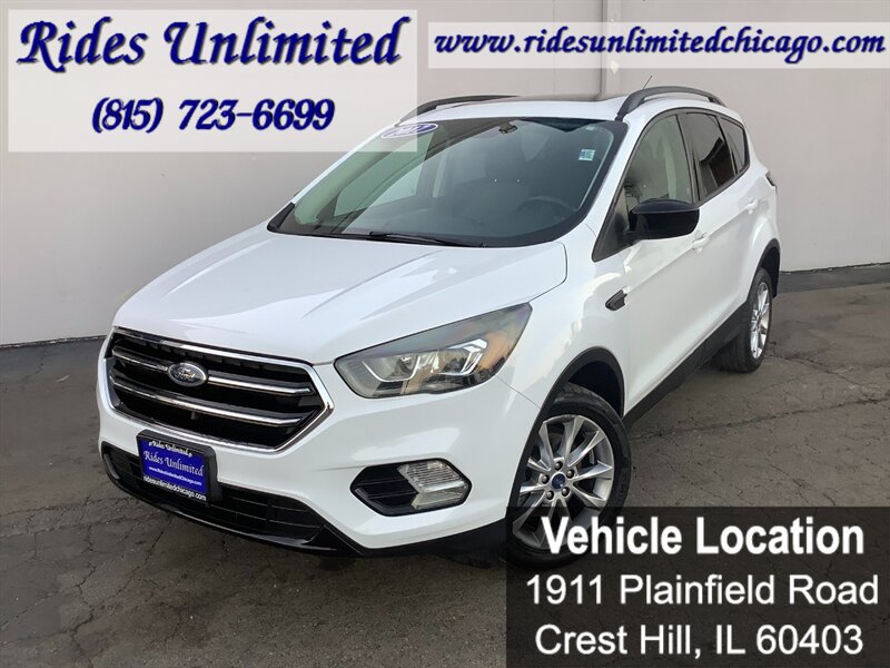 Used 2017 Ford Escape SE w/ SE Sport Appearance Package FWD image 1