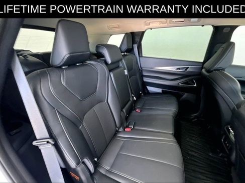 Certified 2026 INFINITI QX60 Luxe w/ Cargo Package FWD image 34