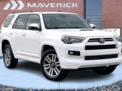 Used 2022 Toyota 4Runner TRD Sport w/ Technology Package image 1