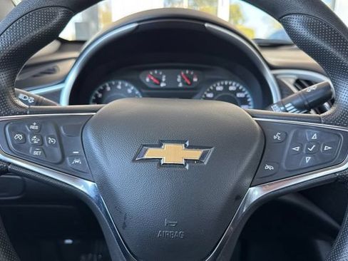 Used 2024 Chevrolet Malibu LT FWD image 36