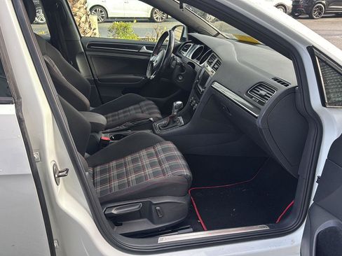 Used 2016 Volkswagen GTI S image 13