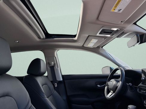 Certified 2026 Honda HR-V EX-L image 37