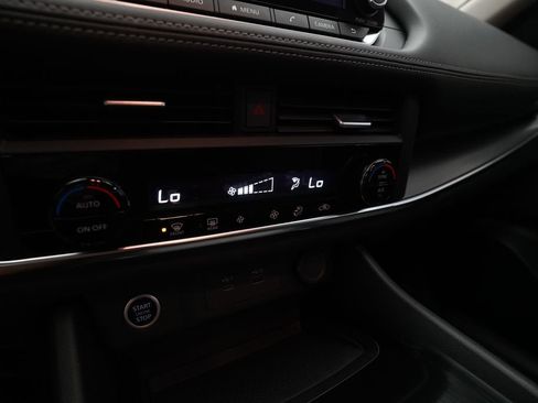 Certified 2023 Nissan Rogue SV AWD/4WD image 20
