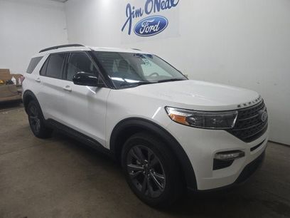 Certified 2023 Ford Explorer XLT w/ Equipment Group 202A