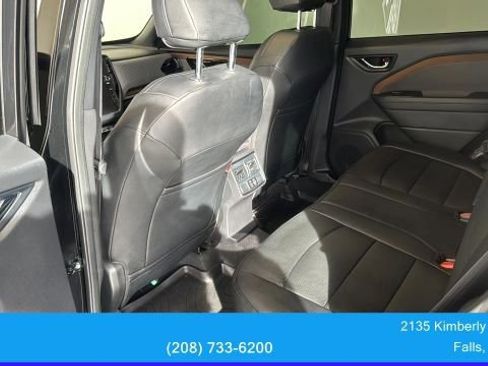 Used 2025 Subaru Forester Sport AWD/4WD image 22