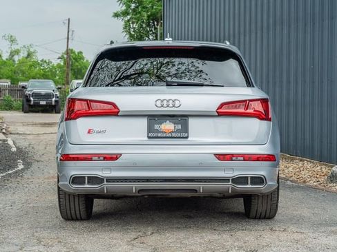 Used 2018 Audi SQ5 Prestige w/ Prestige Package image 5