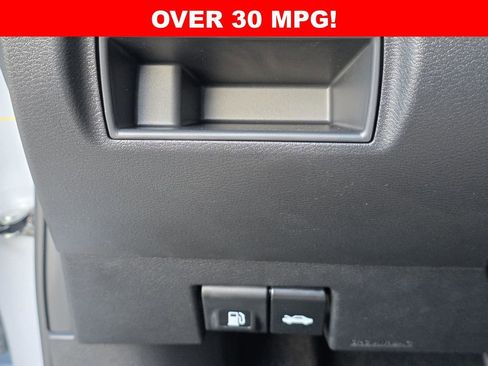 New 2025 Nissan Versa SV FWD image 18