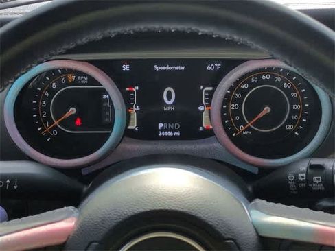 Used 2022 Jeep Wrangler Unlimited Sahara w/ Cold Weather Group image 33