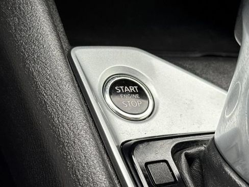 Used 2025 Nissan Altima 2.5 SV AWD/4WD image 18