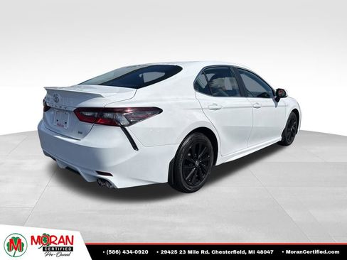 Used 2024 Toyota Camry SE FWD image 5