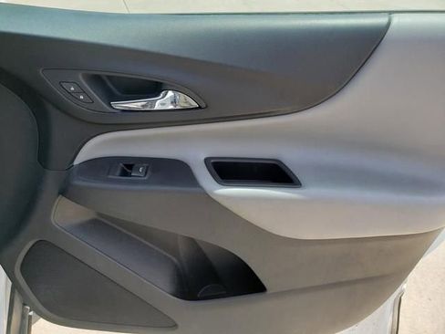 Used 2018 Chevrolet Equinox LT AWD/4WD image 20