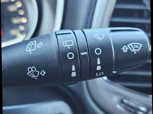 Used 2021 Jeep Compass Latitude w/ Driver Assistance Group image 20