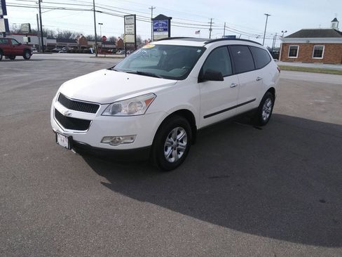 Used 2012 Chevrolet Traverse LS image 8