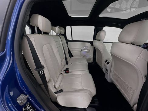 Used 2026 Mercedes-Benz GLB 250 image 27