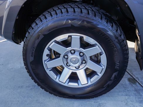 Used 2016 Toyota 4Runner Trail Premium image 12